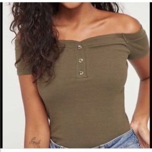 ARDENE | Off-Shoulder Henley Tee | XS